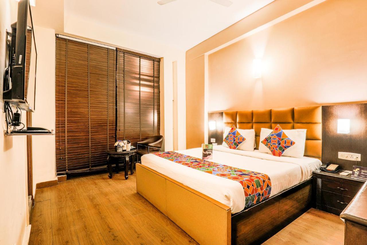 Fabhotel Conclave Boutique 뉴델리 외부 사진