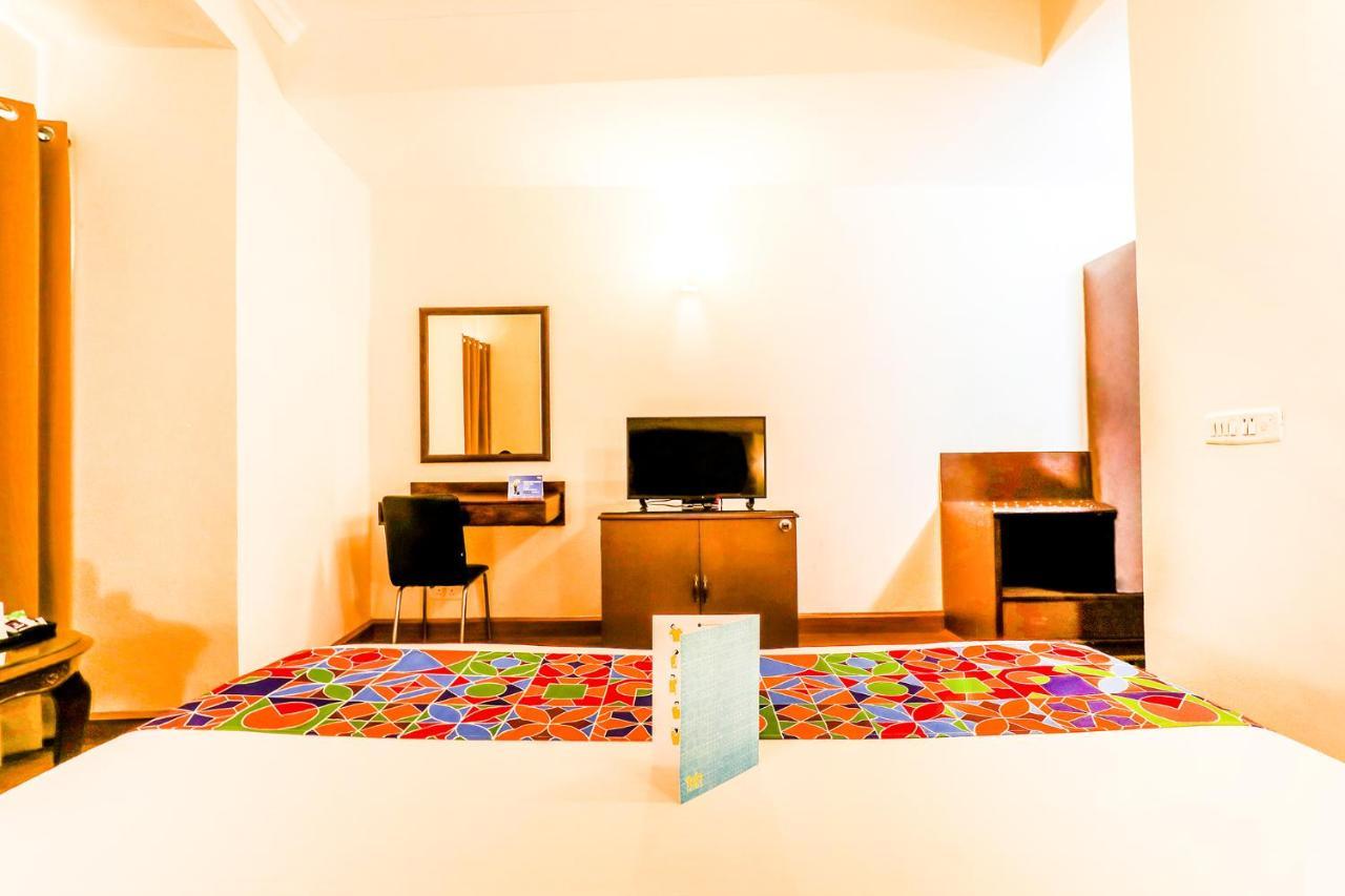 Fabhotel Conclave Boutique 뉴델리 외부 사진