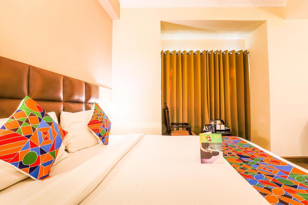 Fabhotel Conclave Boutique 뉴델리 외부 사진