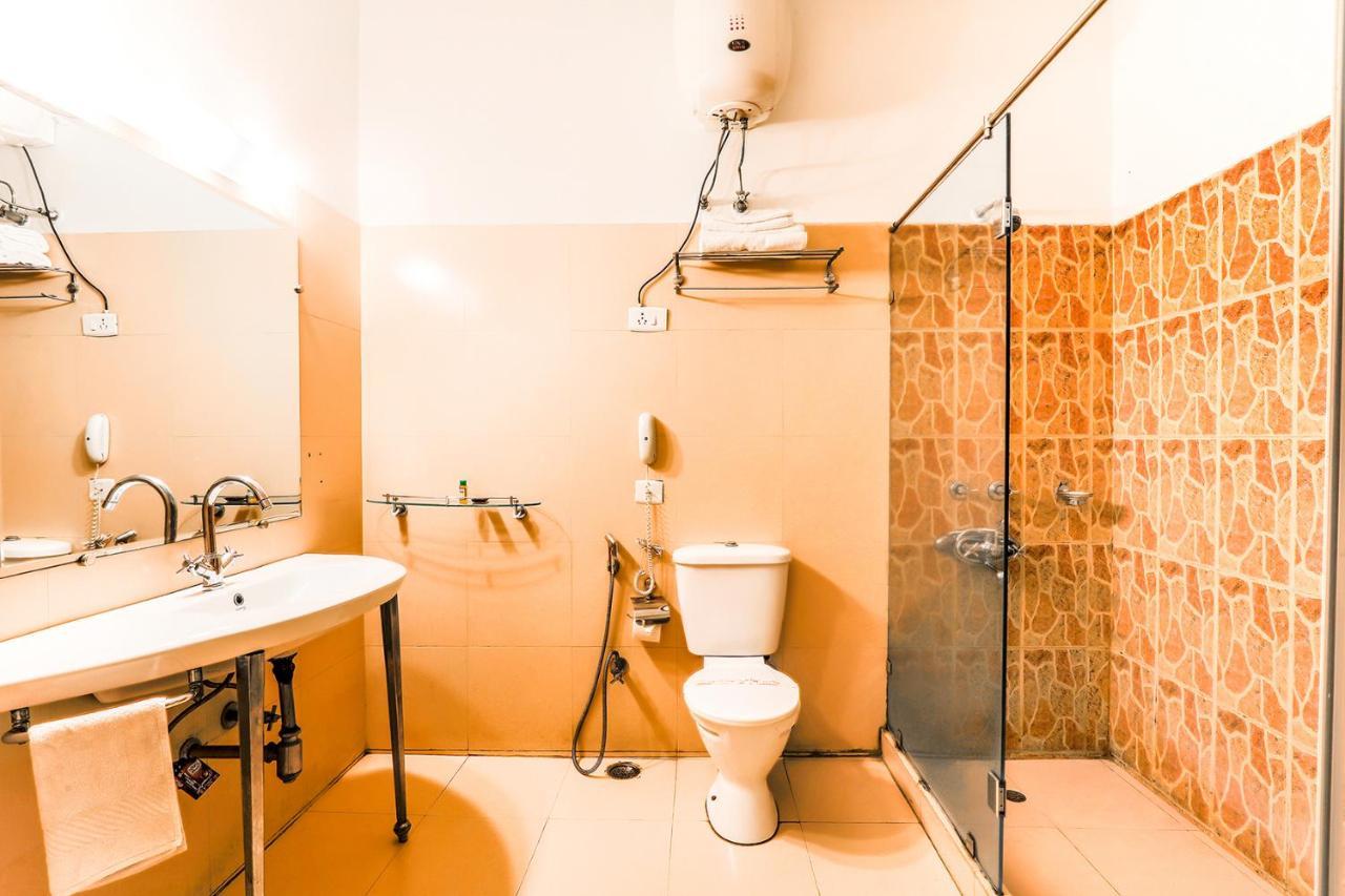 Fabhotel Conclave Boutique 뉴델리 외부 사진