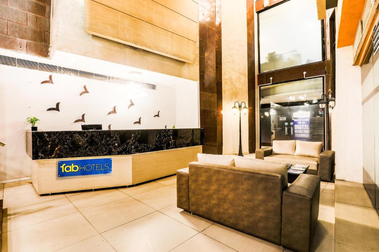 Fabhotel Conclave Boutique 뉴델리 외부 사진